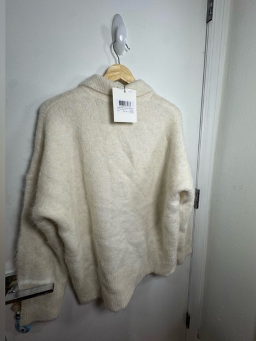 DISSH Salma angora sweater ivory - Picture 5 of 5